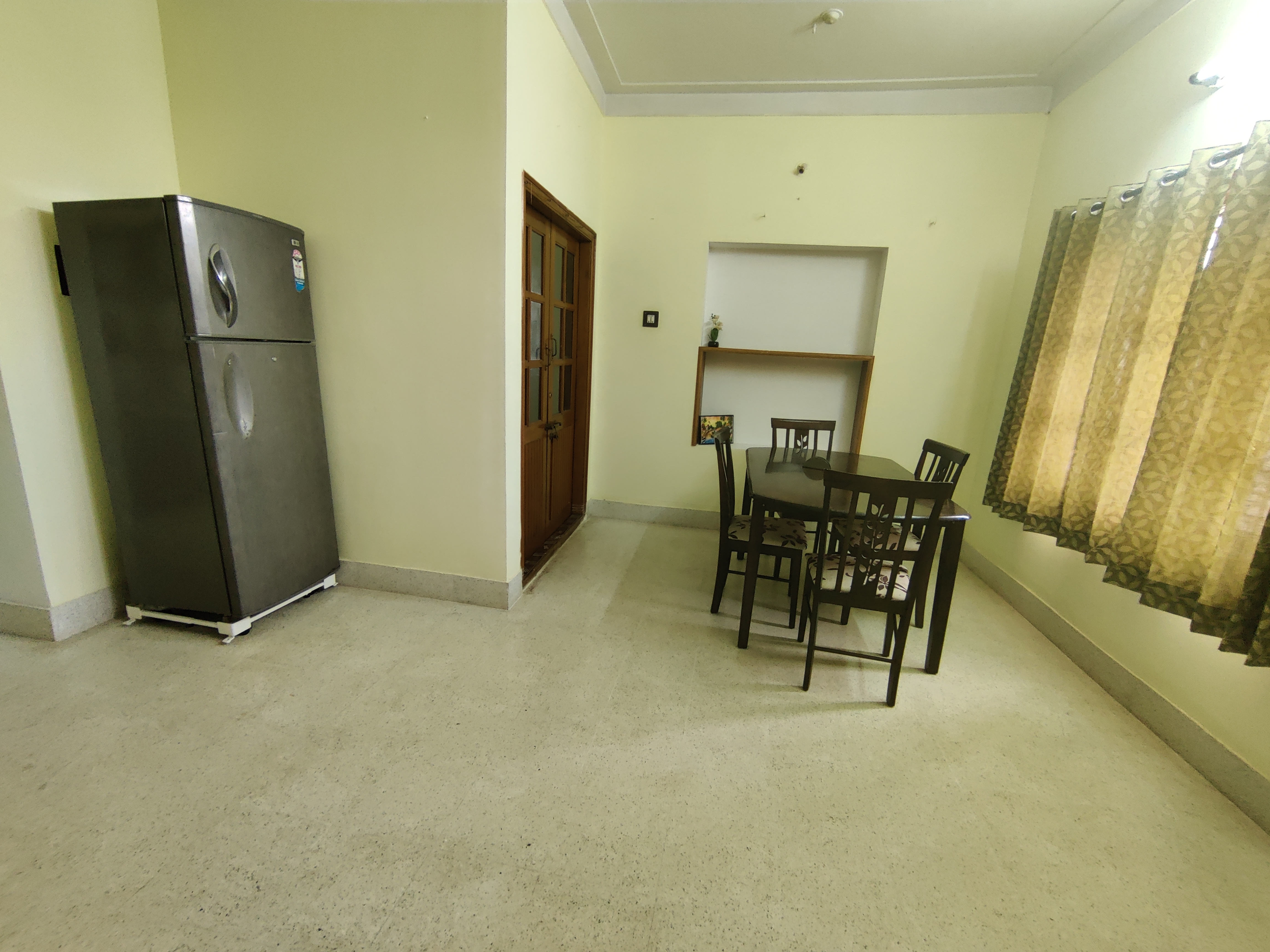 Suvarna Apartments-Kavitha Home Stay6