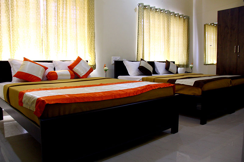 Suvarna Comfort-Family Non AC Room