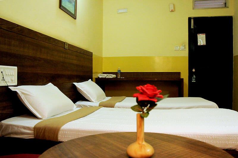 Suvarna Residency-Deluxe AC Room6